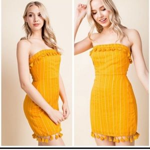 Strapless boho yellow dress with tassels